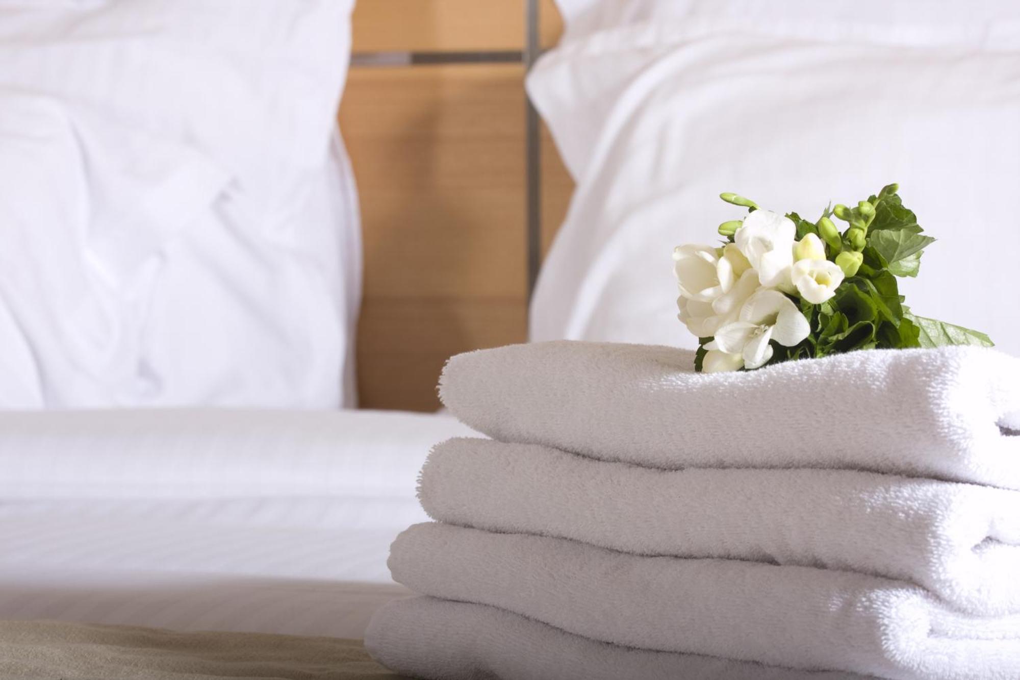Hotel Estelou Sommières Pokój zdjęcie