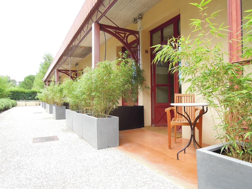 Hotel Estelou Sommières Zewnętrze zdjęcie