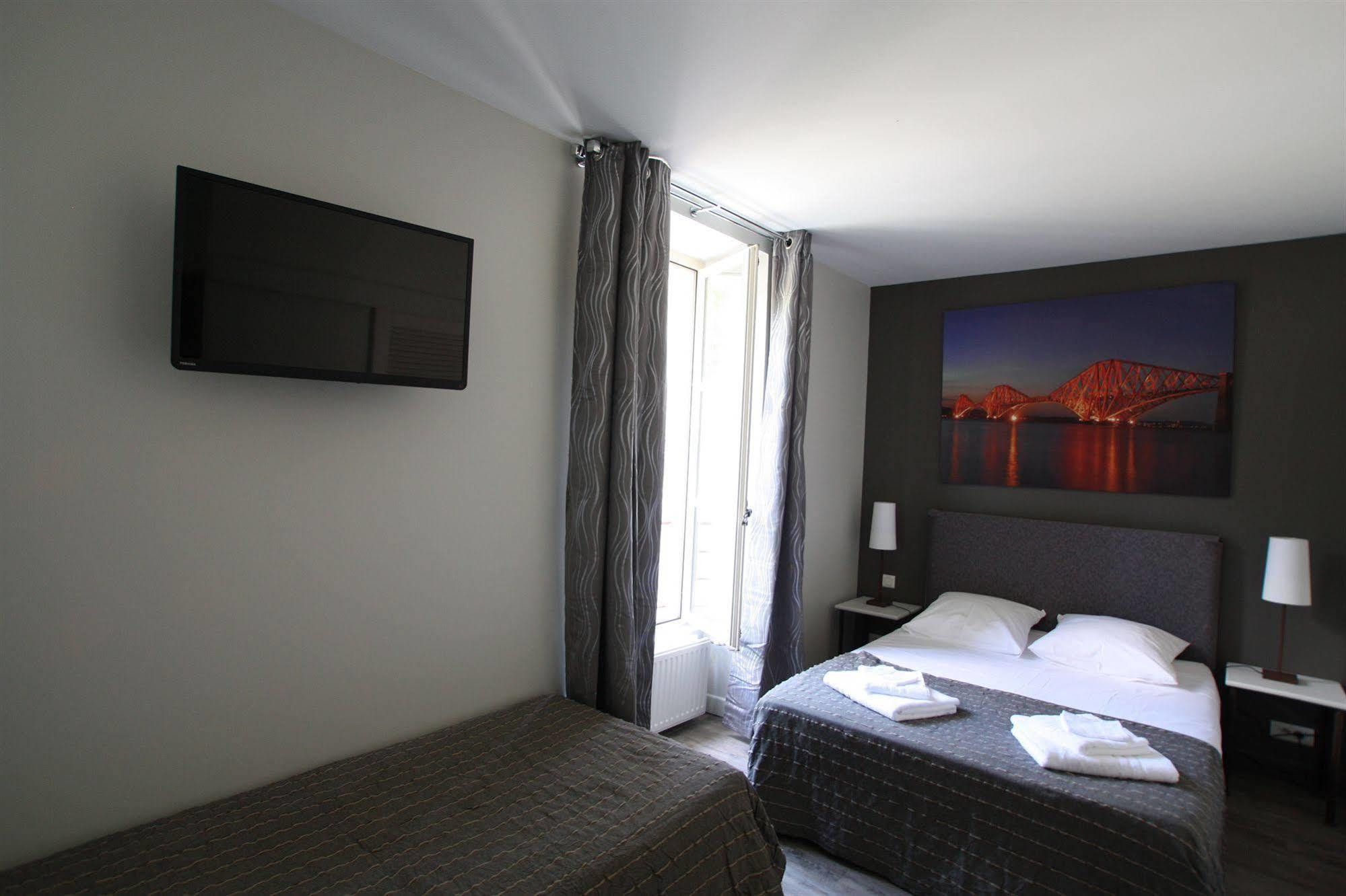 Hotel Estelou Sommières Zewnętrze zdjęcie